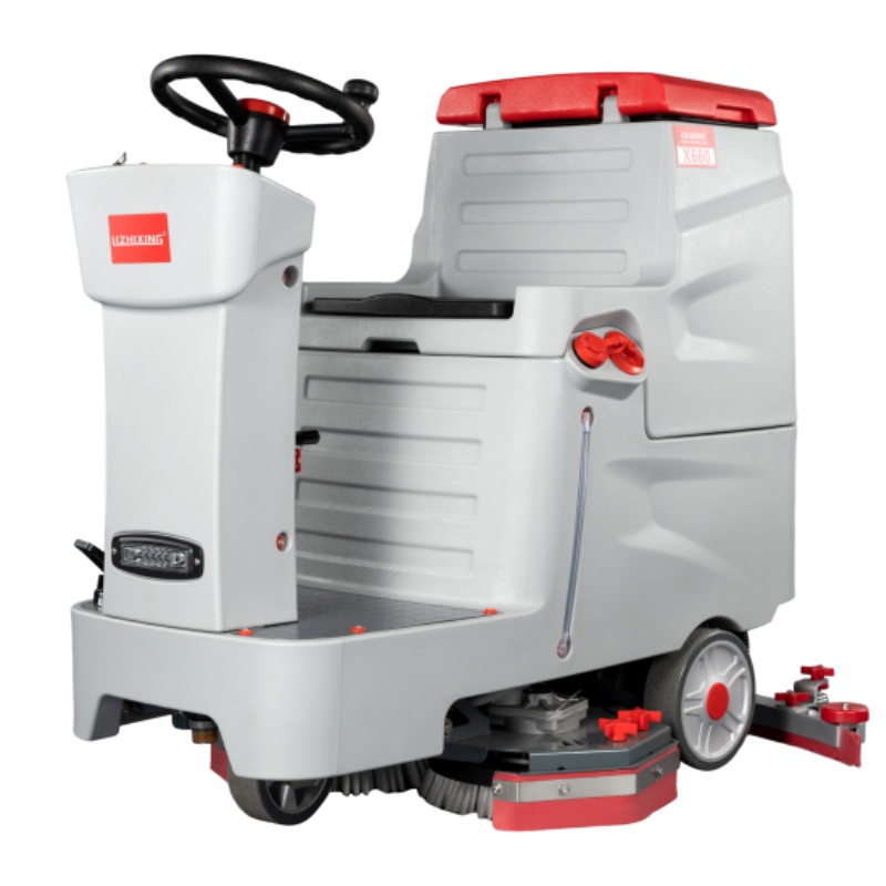 东城坦洁驾驶式洗地机X660